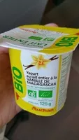 Yogurt fruit flavoured with sugar no 0 fat